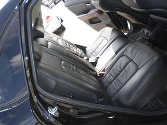 2004 Toyota Harrier Images