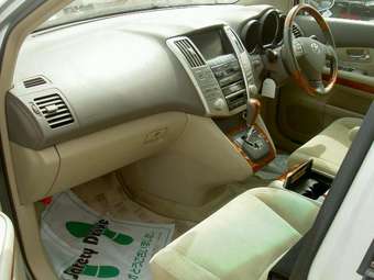 2004 Toyota Harrier For Sale