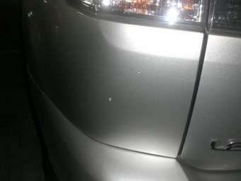 2004 Toyota Harrier Photos