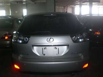 2004 Toyota Harrier Pictures