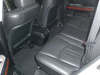 2004 Toyota Harrier Pictures