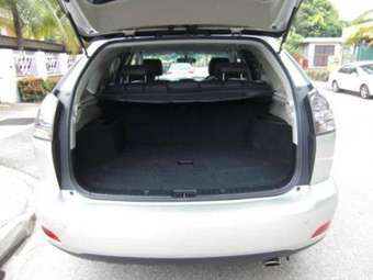 2004 Toyota Harrier Pictures