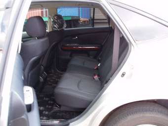 2004 Toyota Harrier Photos