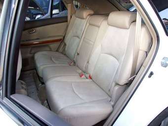 2004 Toyota Harrier Pictures