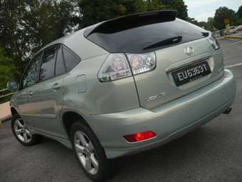 2004 Toyota Harrier Photos