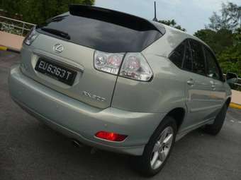 2004 Toyota Harrier Pictures