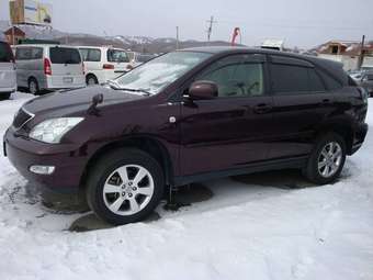 2004 Toyota Harrier Pictures