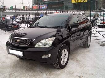 2004 Toyota Harrier Photos