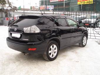 2004 Toyota Harrier Photos