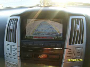 2004 Toyota Harrier Pictures