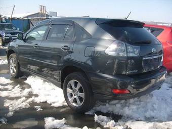 2004 Toyota Harrier Photos