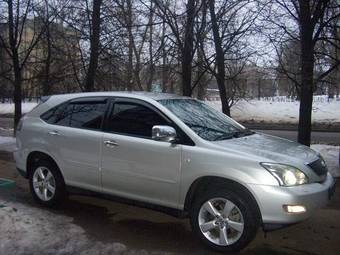 2004 Toyota Harrier Pictures