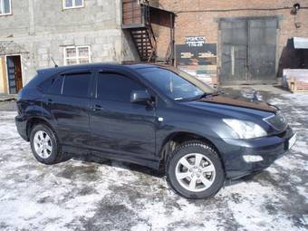 2004 Toyota Harrier Pictures