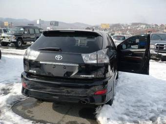 2004 Toyota Harrier Pictures