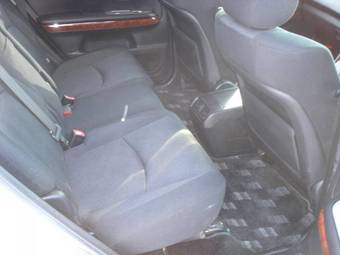 2004 Toyota Harrier Photos