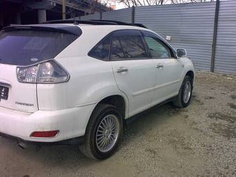 2004 Toyota Harrier Photos