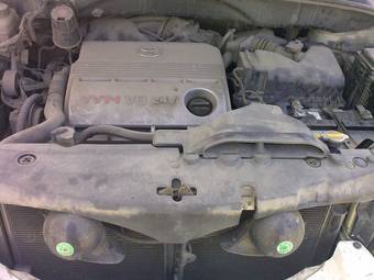 2004 Toyota Harrier Photos