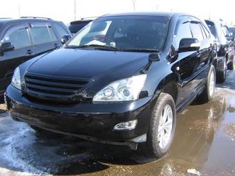 2004 Toyota Harrier Pictures