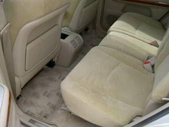 2004 Toyota Harrier Photos