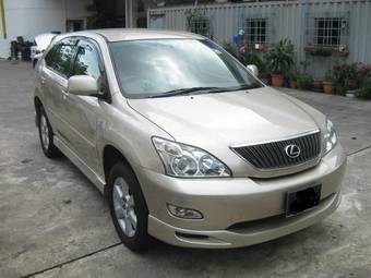 2004 Toyota Harrier Pictures