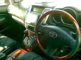 2004 Toyota Harrier For Sale