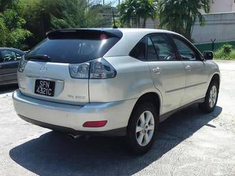 2004 Toyota Harrier Photos