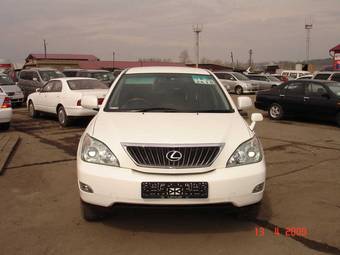 2004 Toyota Harrier Photos