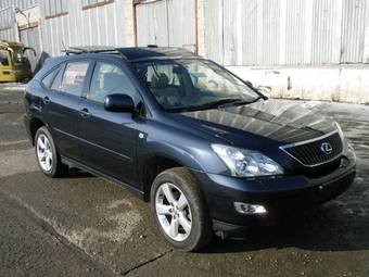 2004 Toyota Harrier Photos