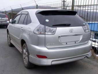 2004 Toyota Harrier Photos