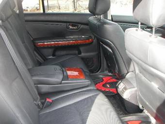 2004 Toyota Harrier Photos