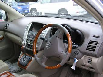 2004 Toyota Harrier For Sale