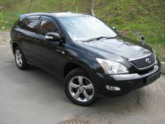 2004 Toyota Harrier Photos