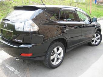 2004 Toyota Harrier Photos