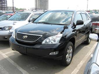 2004 Toyota Harrier Photos