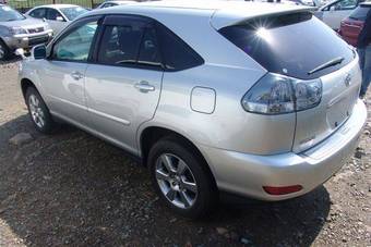 2004 Toyota Harrier Photos