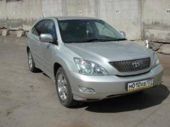 2004 Toyota Harrier Photos