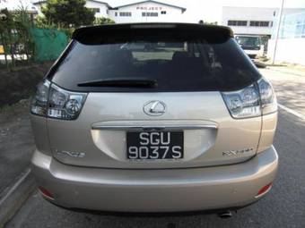 2004 Toyota Harrier Photos