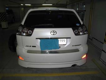 2004 Toyota Harrier Pictures