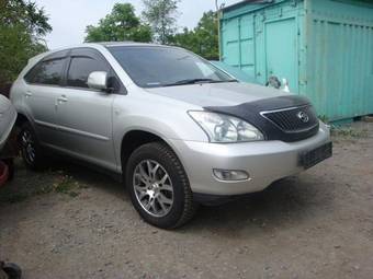 2004 Toyota Harrier Pics