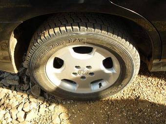 2004 Toyota Harrier Pictures