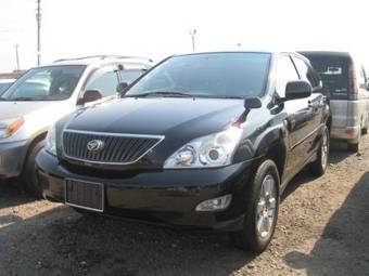 2004 Toyota Harrier Photos