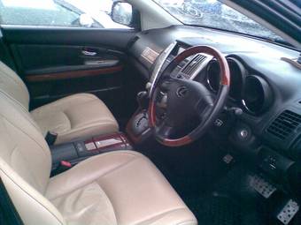 2004 Toyota Harrier Photos