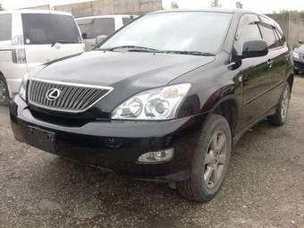 2004 Toyota Harrier Pictures