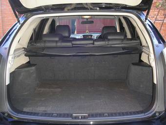 2004 Toyota Harrier Images