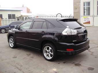 2004 Toyota Harrier Wallpapers