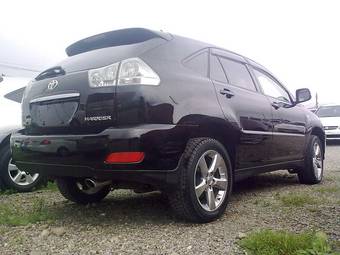 2004 Toyota Harrier Pictures