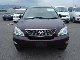 2004 Toyota Harrier Photos