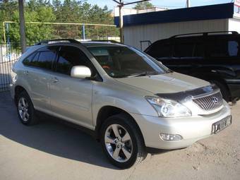 2004 Toyota Harrier Pictures