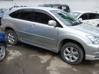 2004 Toyota Harrier Pics