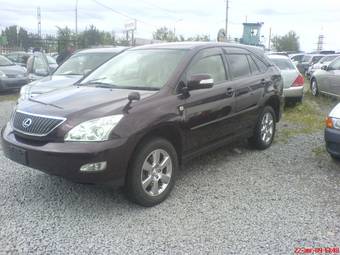 2004 Toyota Harrier Pictures